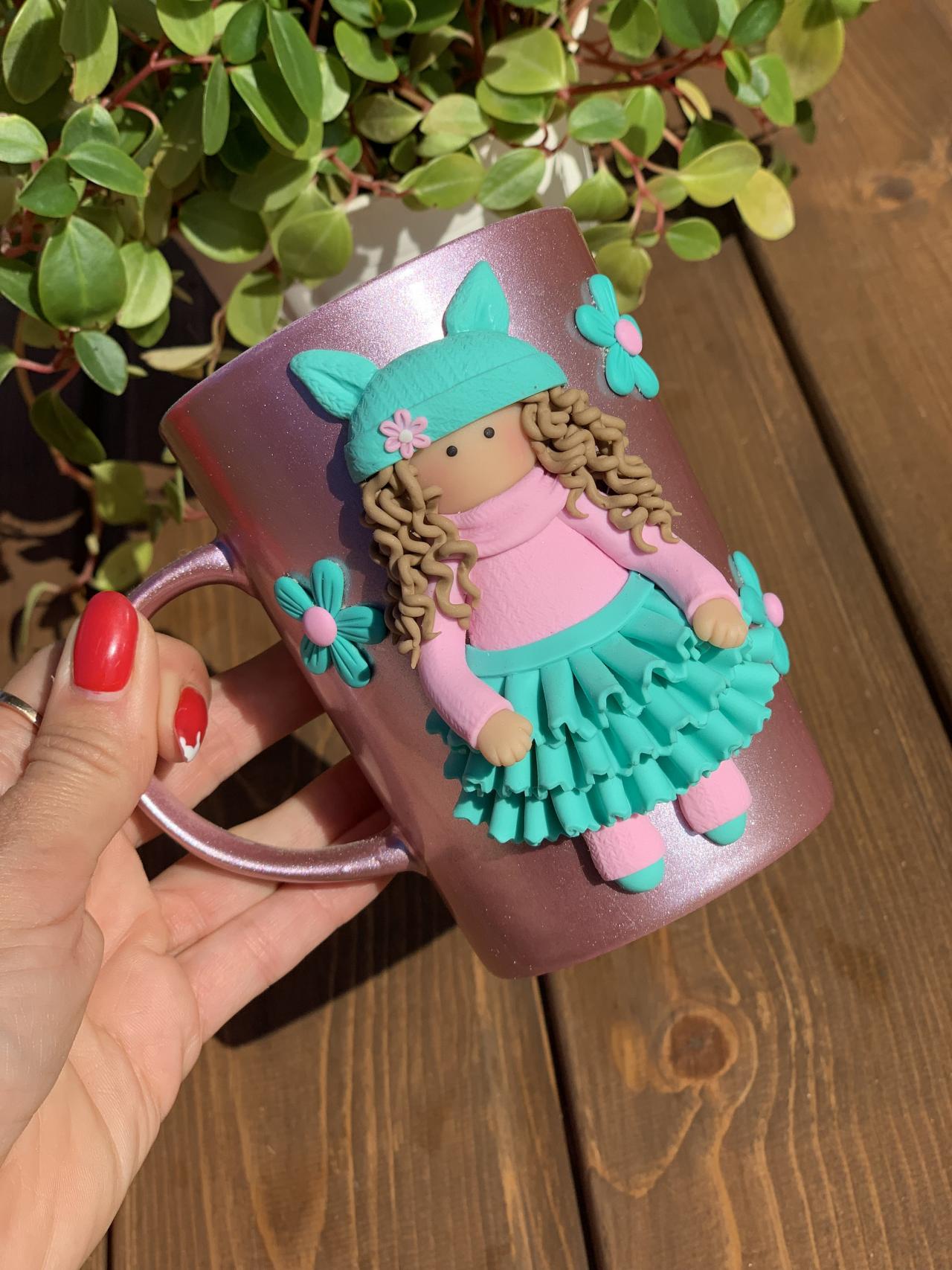 cup turner, daughter gift, britday cozy mug, pink cup with a girl, princess cup, handmade cup, niece, cup for children, cup with a doll