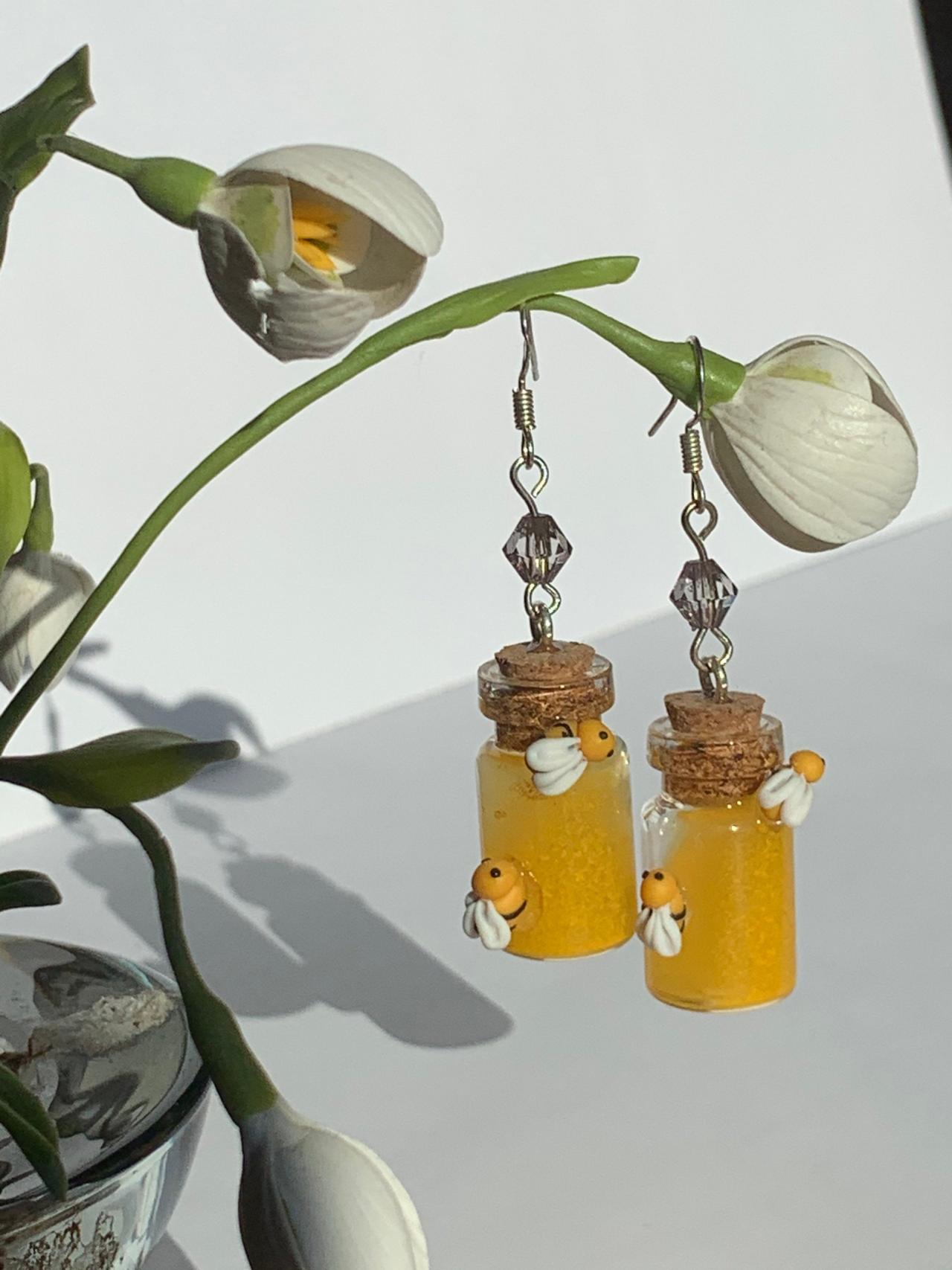 Yellow earrings, miniature honey bottle, cute pendant earrings, glass bottle pendant, miniature bottle, bee earrings, bright summer